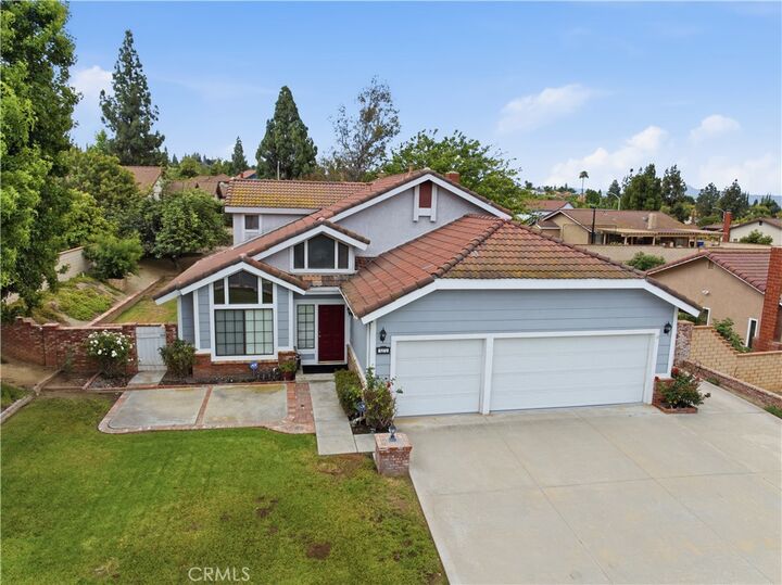 Property Photo: 1272 Via Vista CA 92506