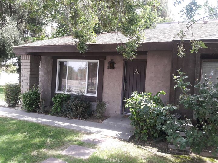 Property Photo:  2100 Pinon Springs Circle A  CA 93309 
