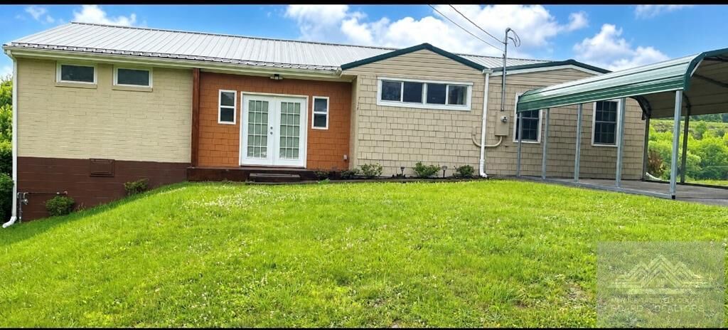 Property Photo:  314 Hillcrest Dr  VA 24605 
