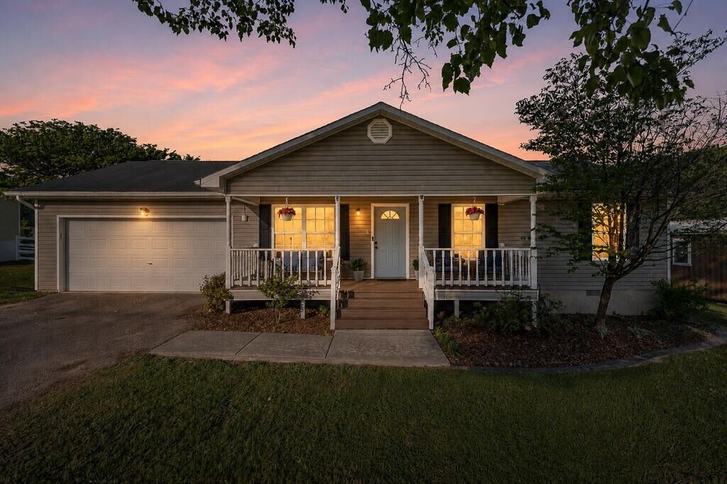Property Photo:  2850 Lower River Road NW  TN 37336 