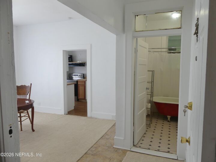 Property Photo:  209 S 4th Street Apt 3  FL 32177 