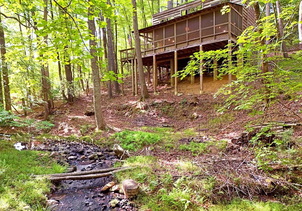Property Photo:  214 Sourwood Drive  GA 30513 