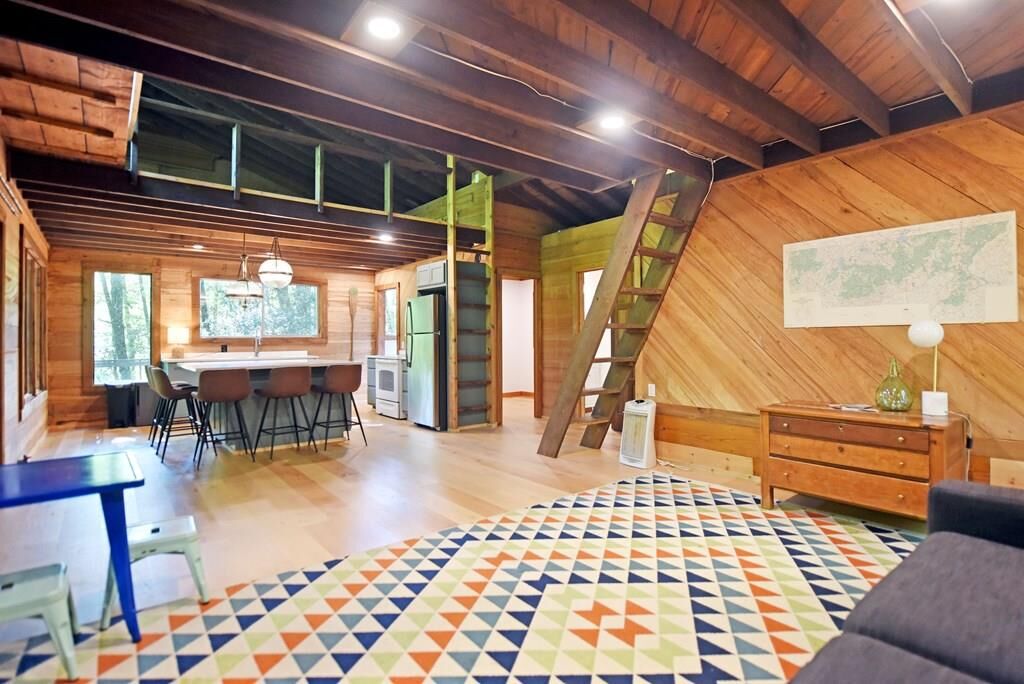 Property Photo: 214 Sourwood Drive GA 30513