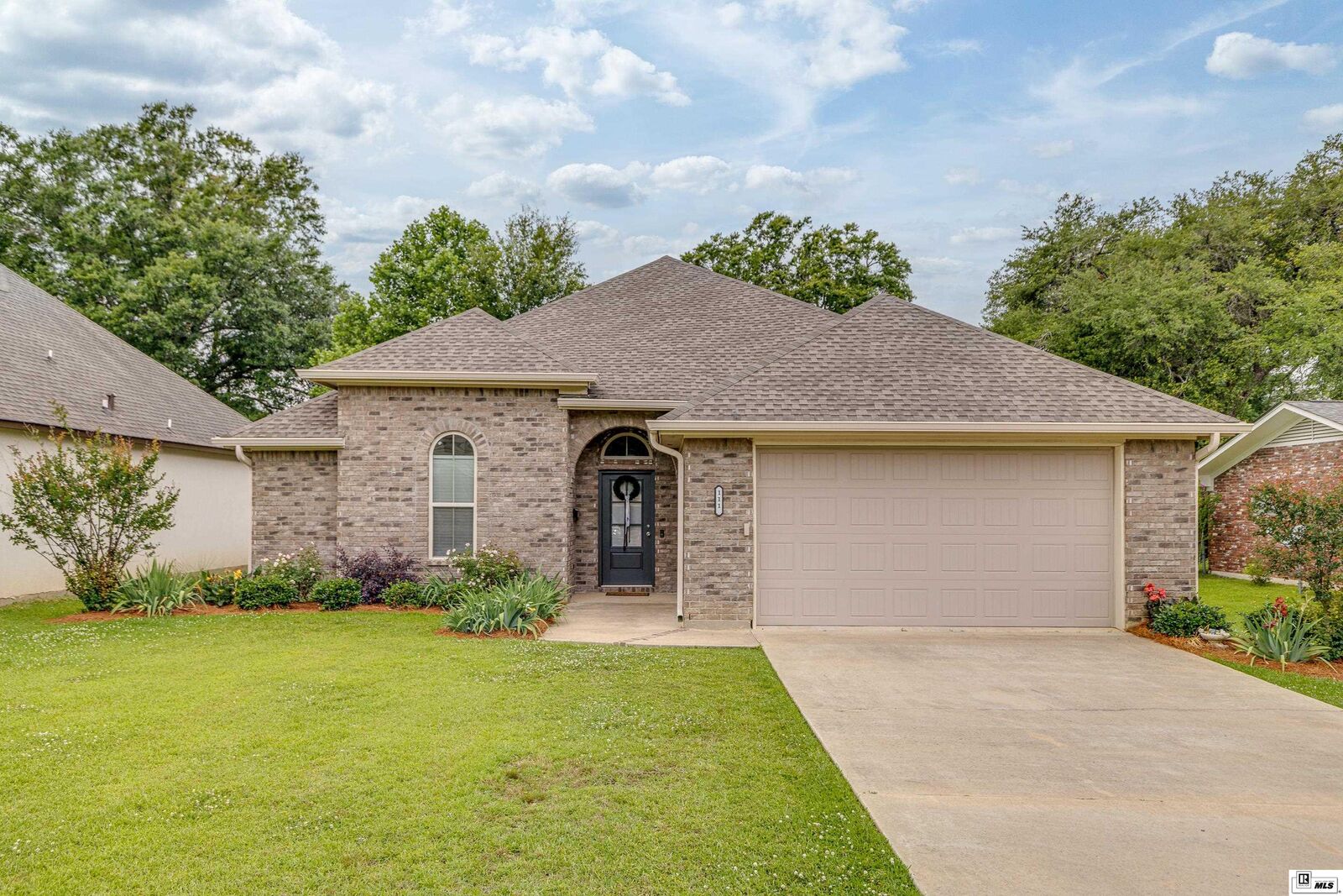 Property Photo: 111 Lomaland Drive LA 71291
