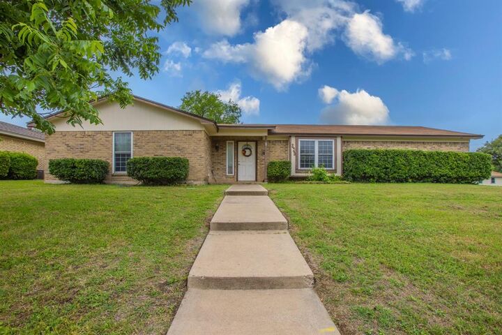 Property Photo:  329 Alamosa Drive  TX 76643 