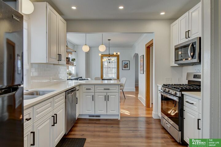 Property Photo:  5540 Hickory Street  NE 68106 