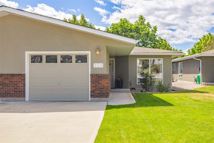 Property Photo: 4035 Gellatly Road S 109 BC V4T 1R7