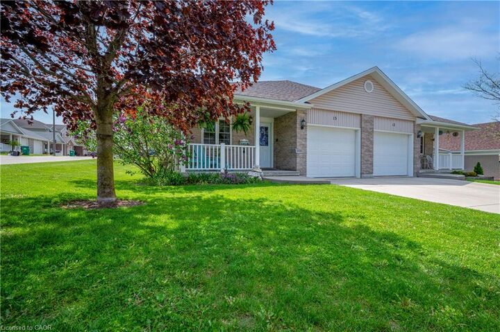 Property Photo: 15 Pond View Drive ON N0B 2T0