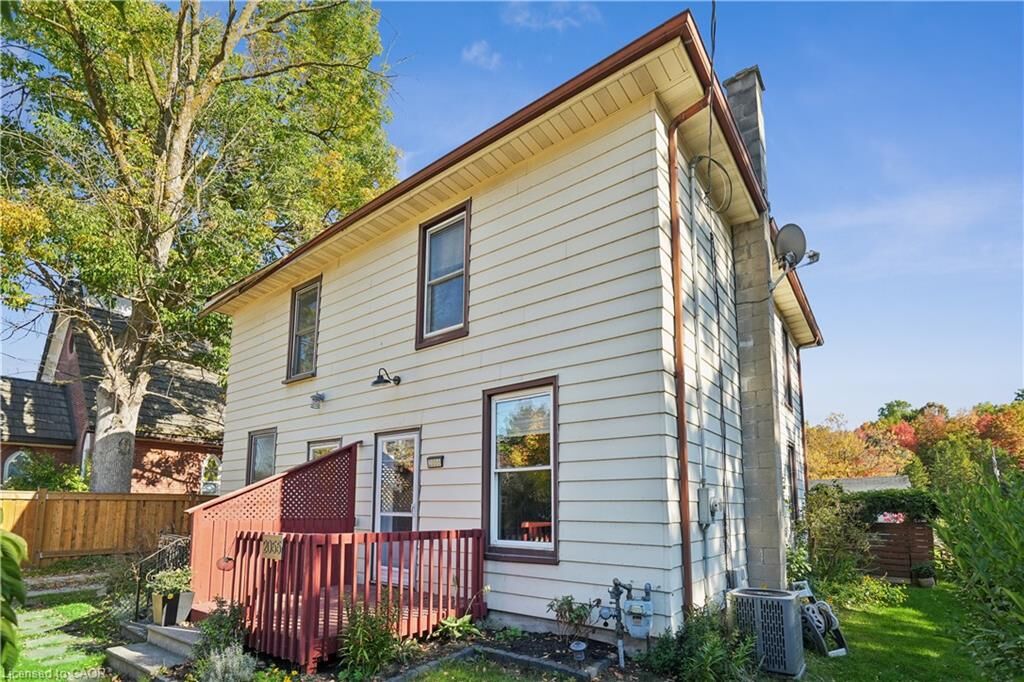 Property Photo:  2055 Embleton Road  ON L6Y 0E9 