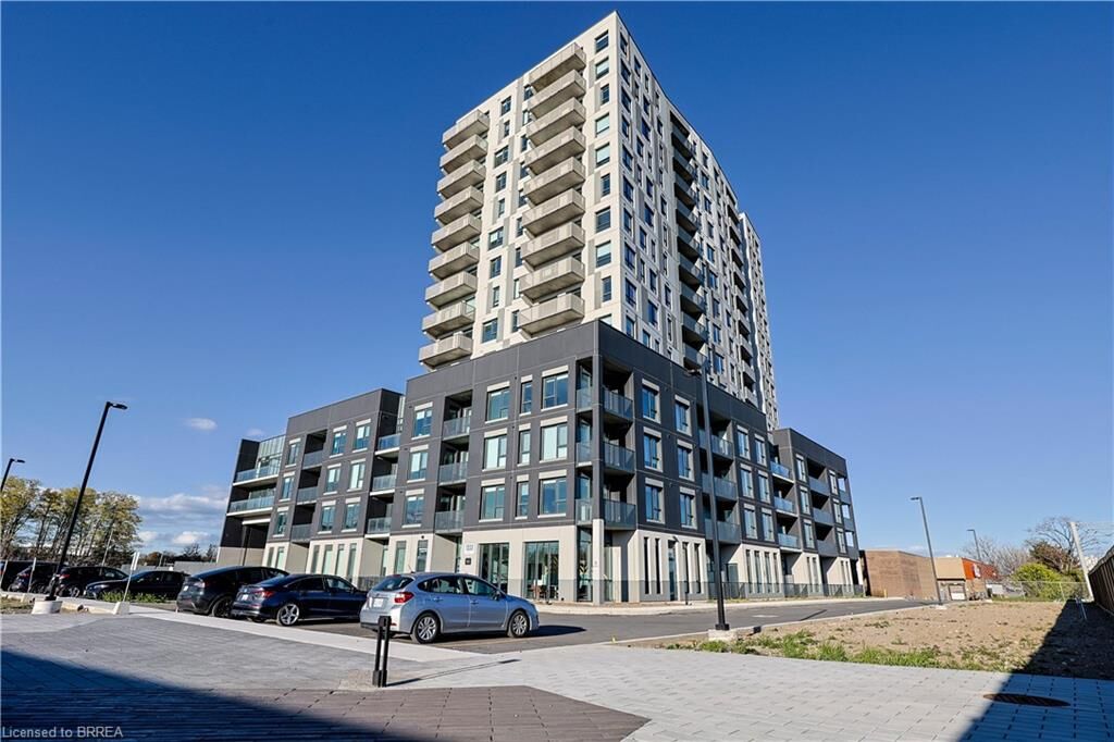 Property Photo:  1333 Weber Street E 215  ON N2A 1C2 