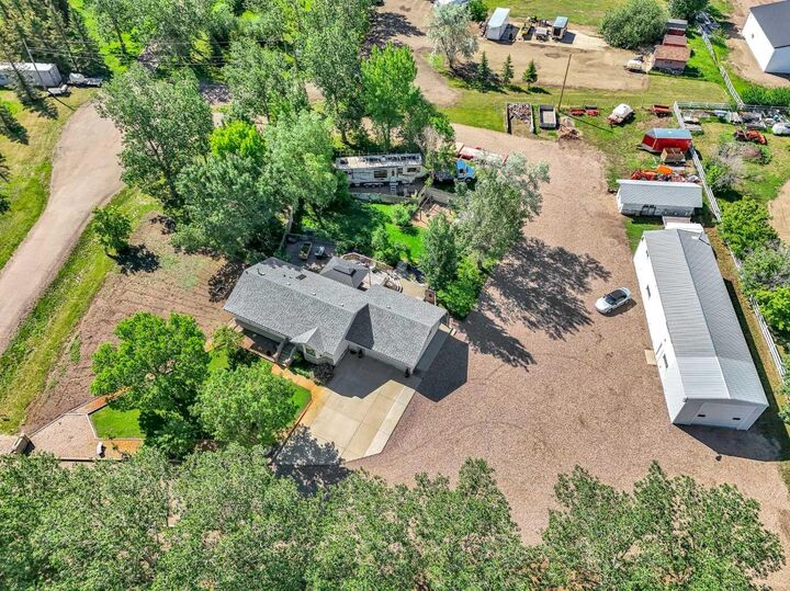 Property Photo: 5 - 6219A Highway #3 AB T0J 2P0