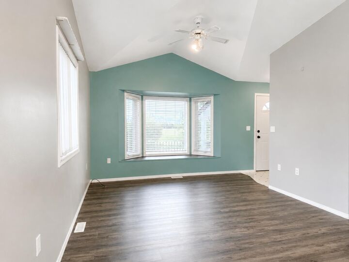 Property Photo: 121A & 121B, 71322 Range Road 262 121A &Amp 121B AB T0H 0Y0