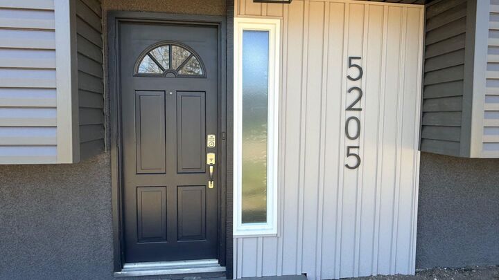 Property Photo: 5205 32 Street AB T9V 1G1