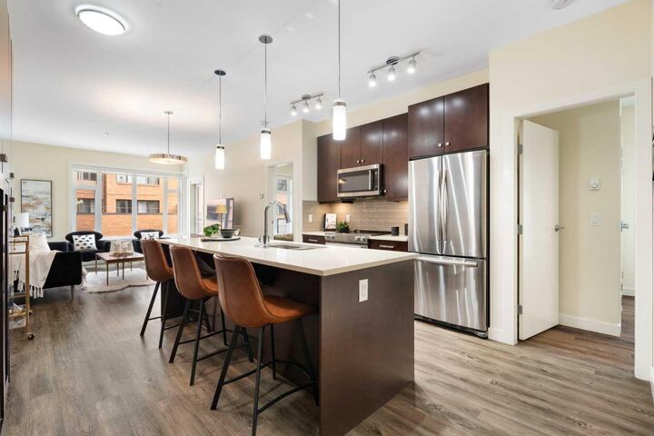 Property Photo:  1720 10 Street SW 209  AB T2T 3E8 