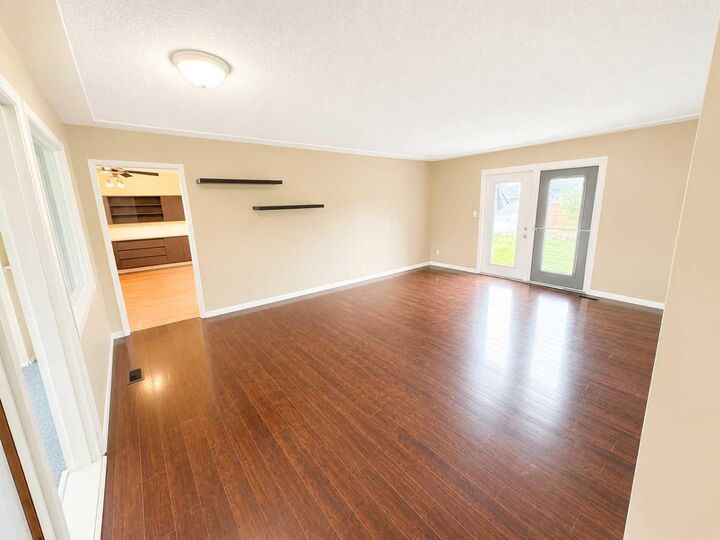 Property Photo: 5110 51 AB T0C 0X0