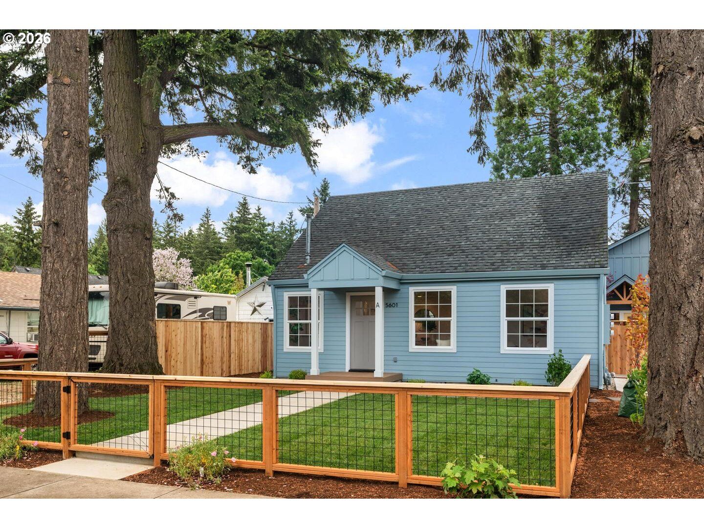 Property Photo: 5601 SE Bybee Blvd A OR 97206