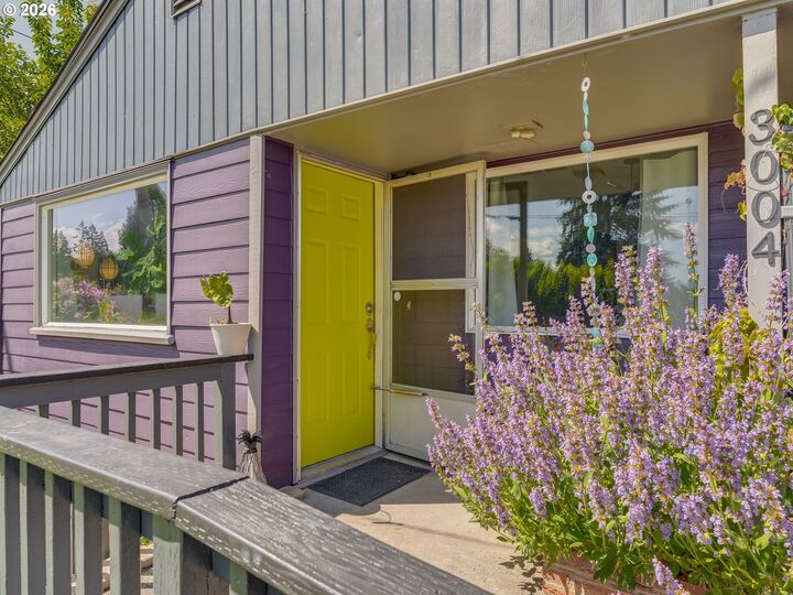 Property Photo: 3004 NE 54th St WA 98663