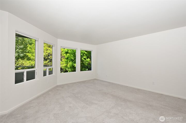 Property Photo:  1220  6th Avenue S B206  WA 98020 