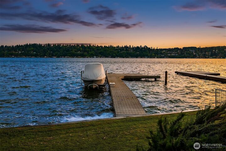 Property Photo:  15011  58th Lane NE  WA 98028 