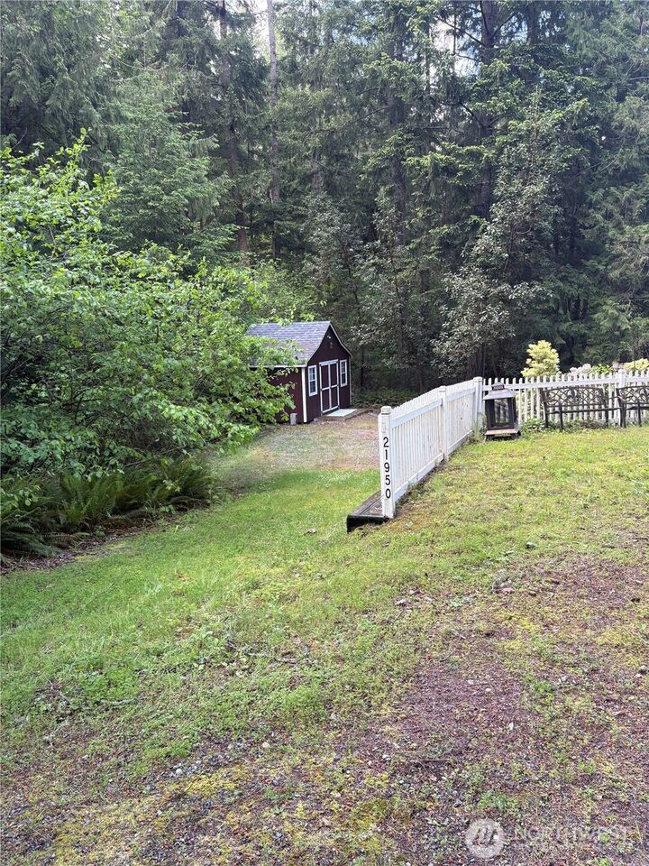 Property Photo:  21950  Beachside Drive SE  WA 98597 