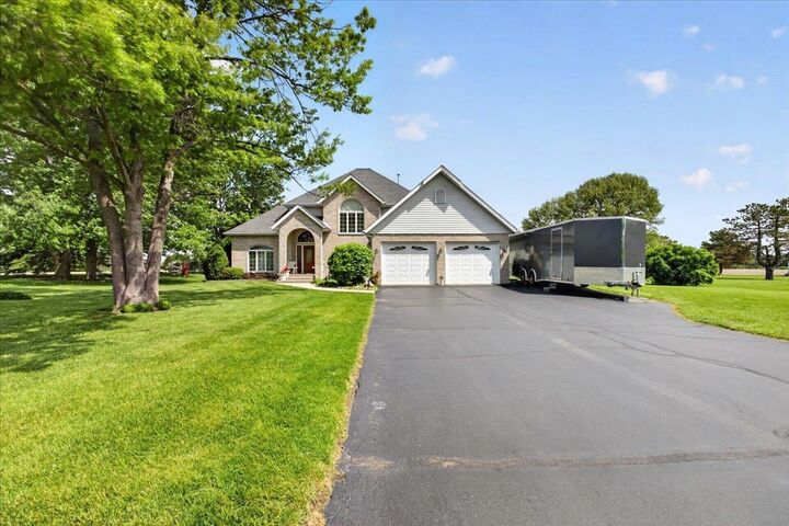 Property Photo:  4802 Pipers Way Lane  IL 61073 