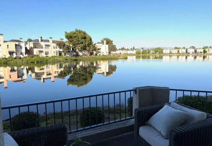 Property Photo:  500 Baltic Circle 506  CA 94065 