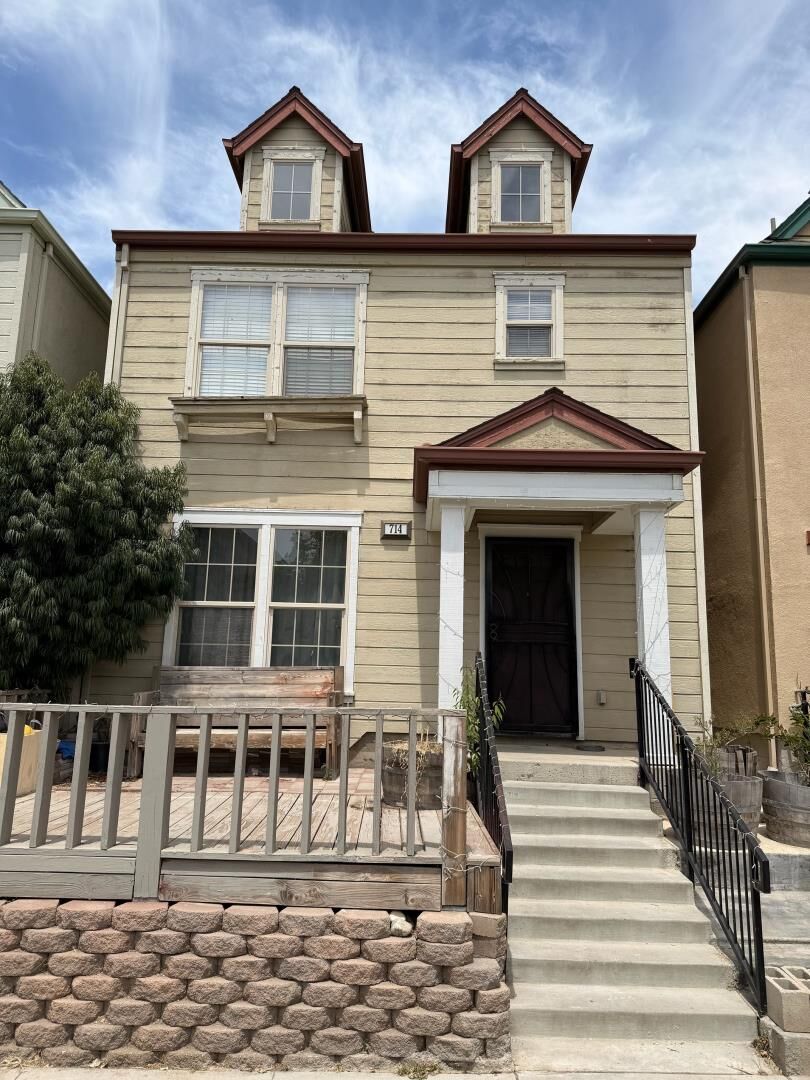 Property Photo:  714 Tyler Avenue  CA 93927 