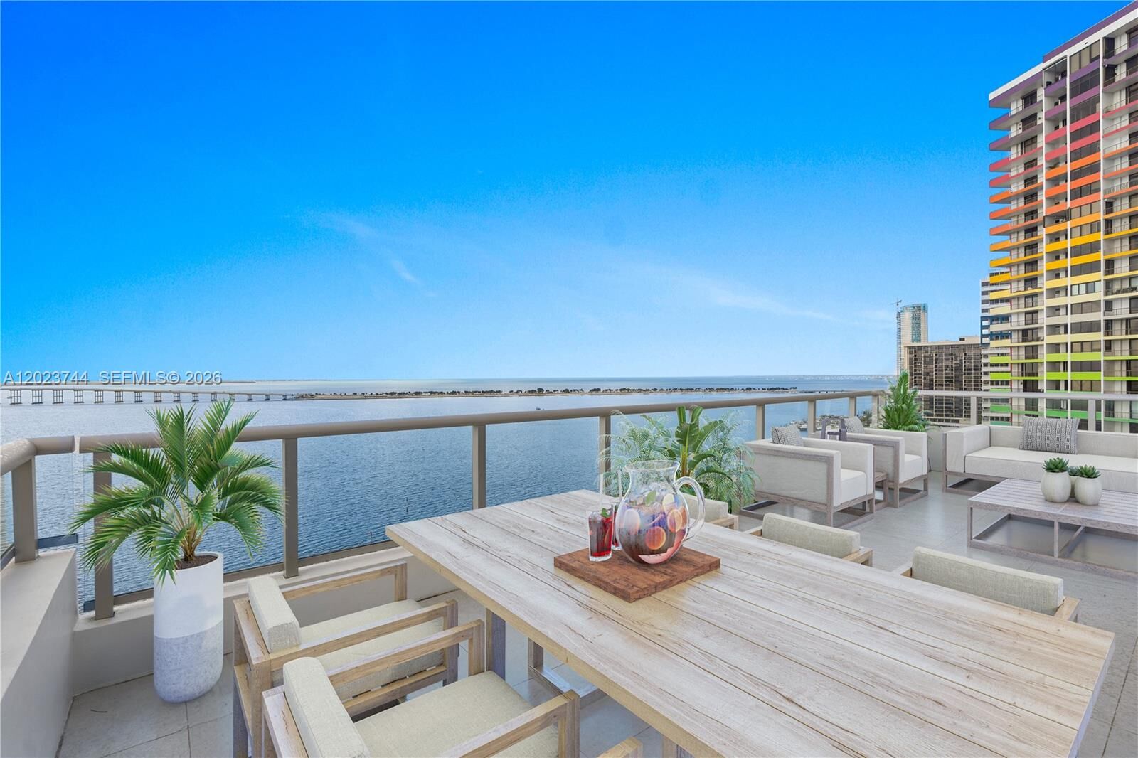 Property Photo:  1541 Brickell Ave C1607  FL 33129 