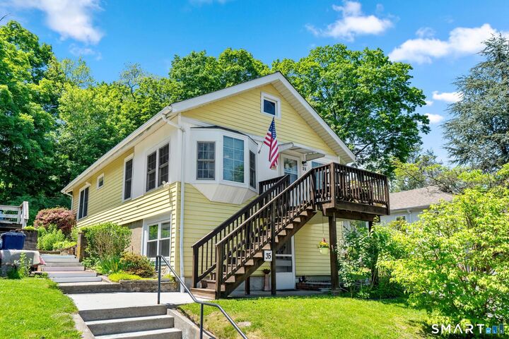 Property Photo:  35 Park Place  CT 06401 