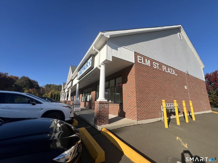 Property Photo:  292 Elm Street  CT 06468 