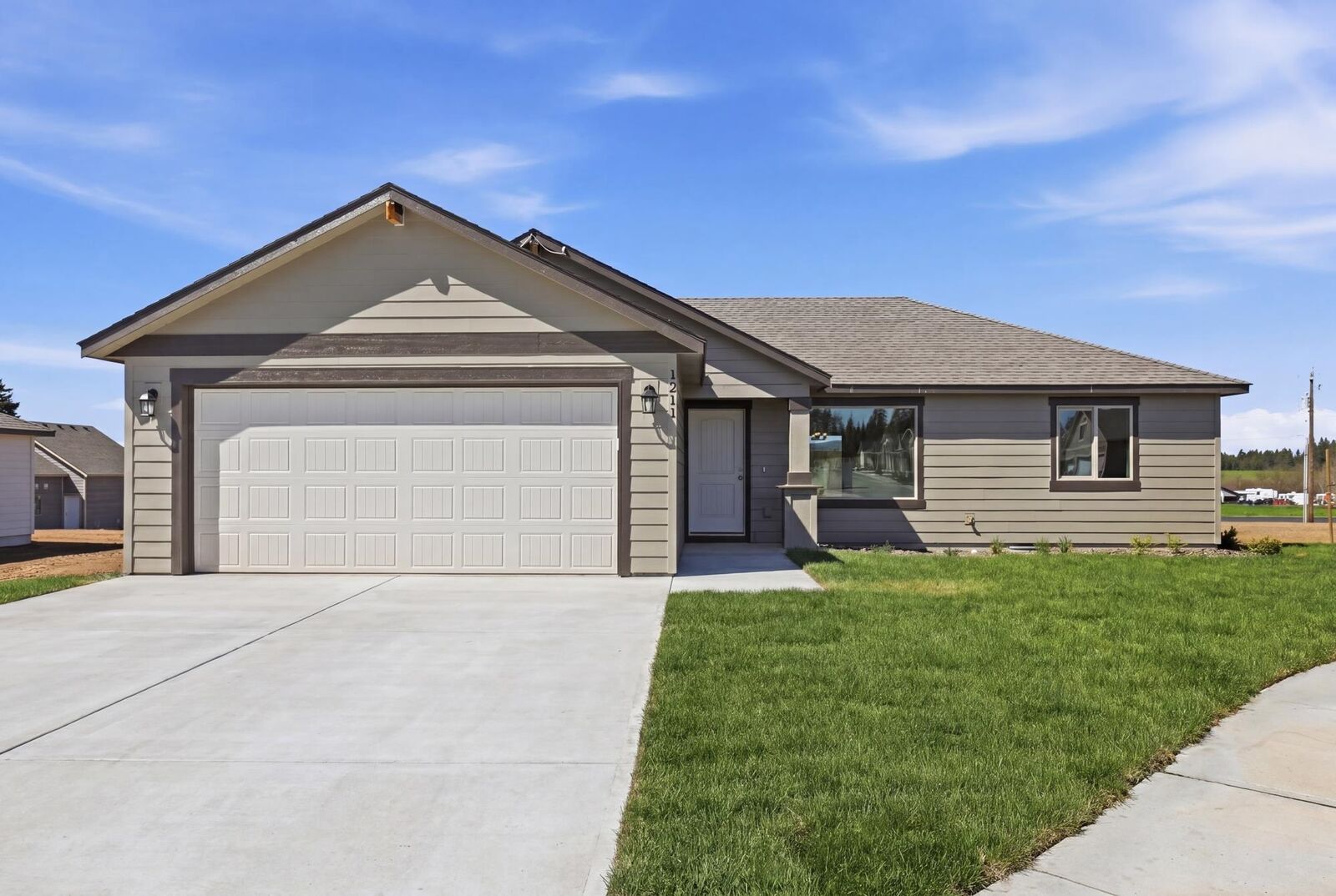 Property Photo:  1211 N Layton Ave  WA 99006 