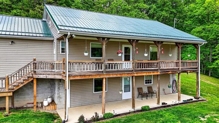 Property Photo:  72565 Cottrill Road, Radcliff  OH 45695 