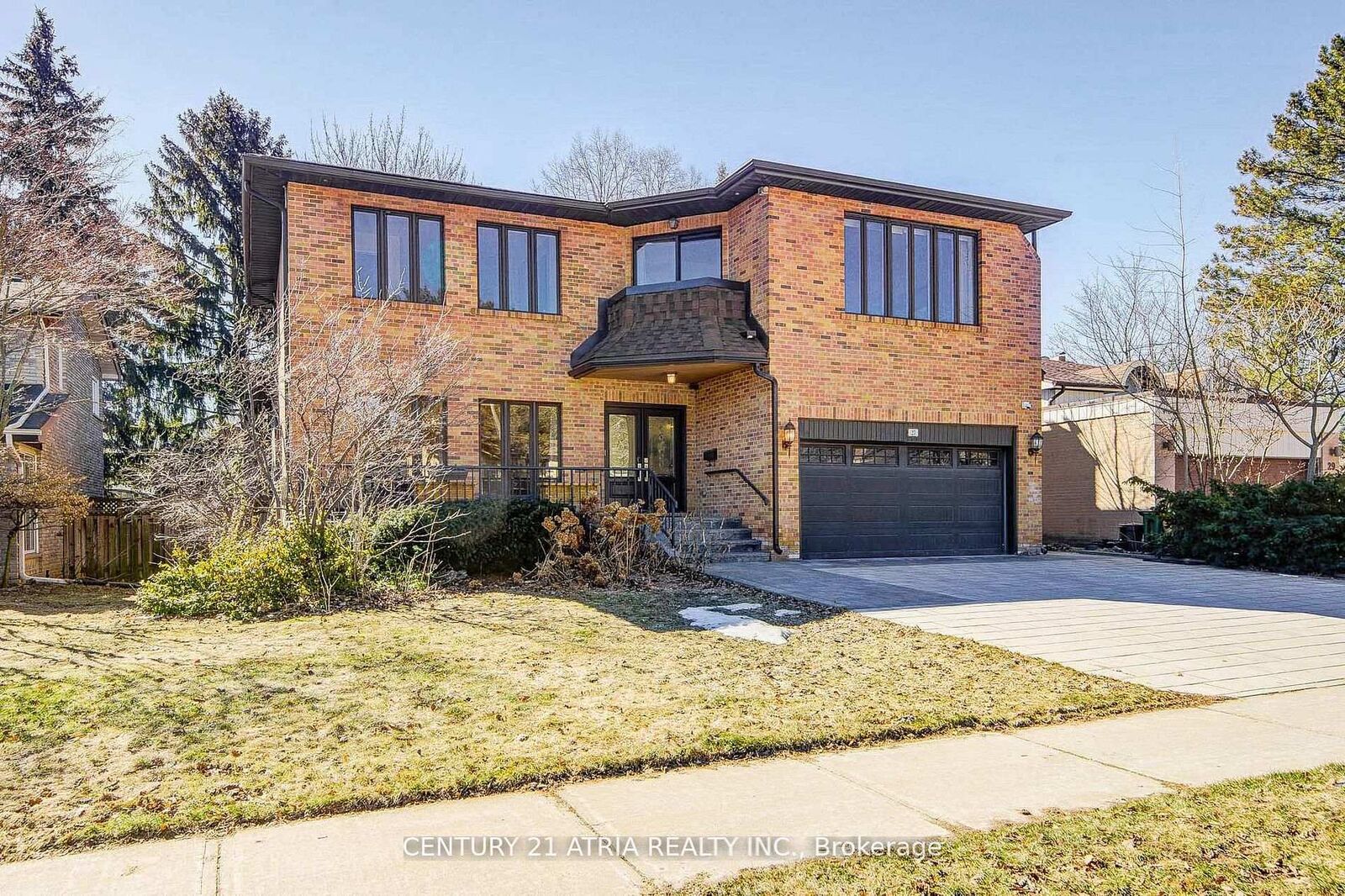 Property Photo: 27 Denlow Boulevard ON M3B 1P5