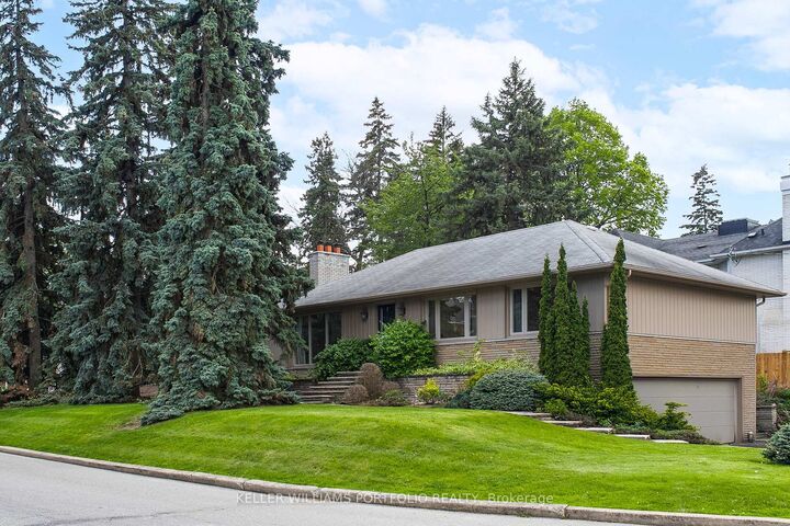 Property Photo: 29 Winlock Park ON M2M 1Z1