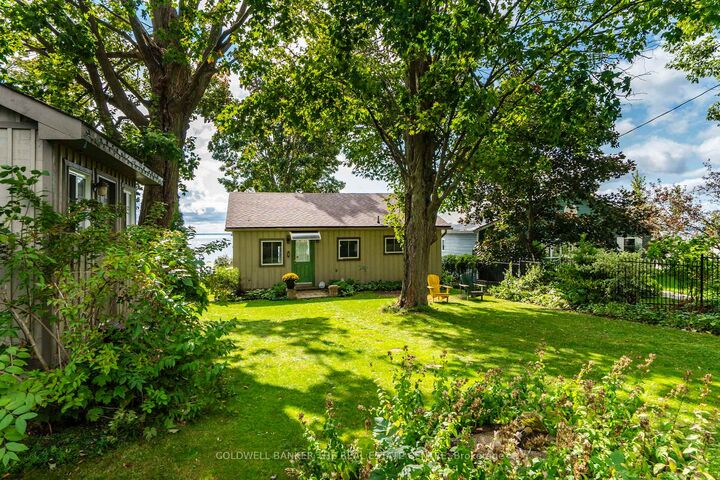 115 Lakeshore Road W — photo 1
