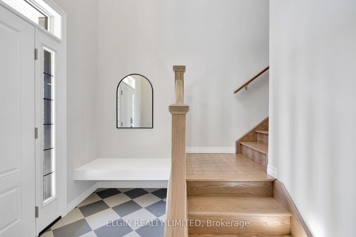 Property Photo: 4 Keba Crescent ON N4G 0K6