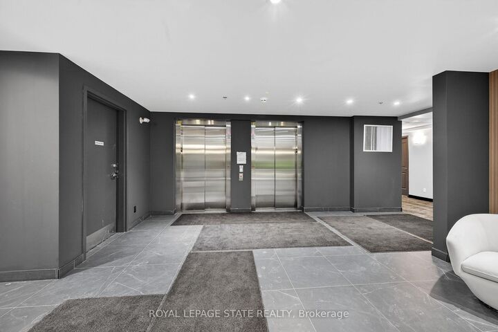 Property Photo: 153 Wilson Street W 310 ON L9G 1N4