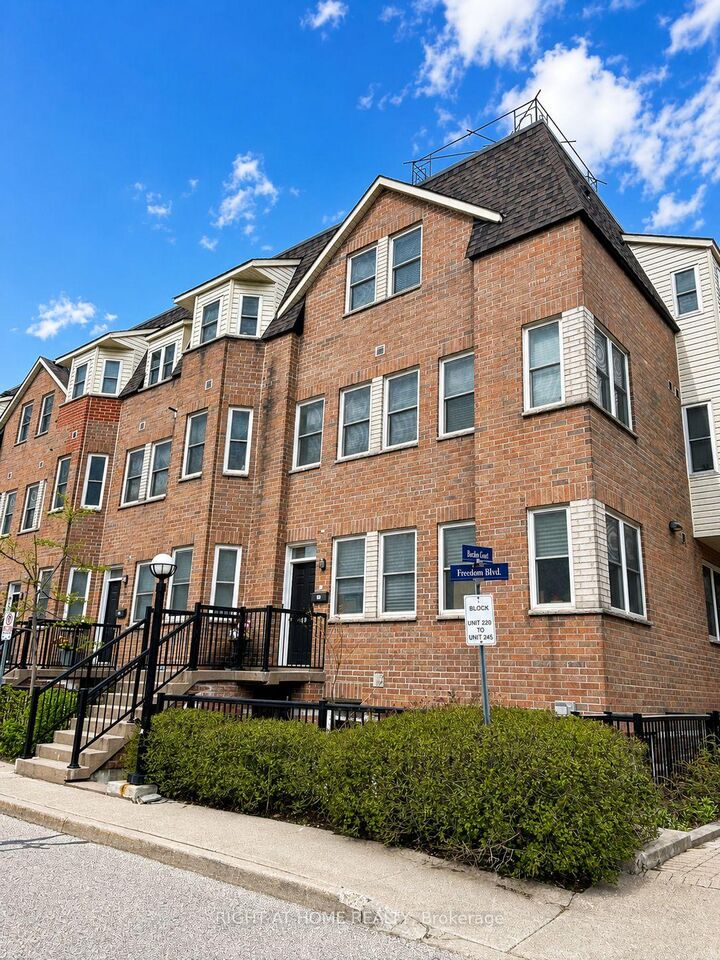 Property Photo: 760 Lawrence Avenue W 221 ON M6A 3E7