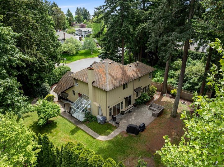 Property Photo: 866 Cambria Wood Crt BC V8Y 3J1