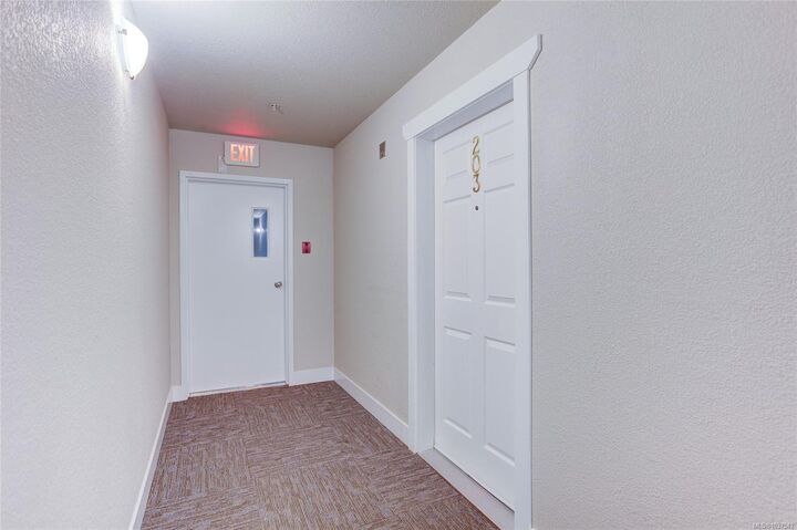 Property Photo:  11 Buller St 203  BC V9G 1A9 