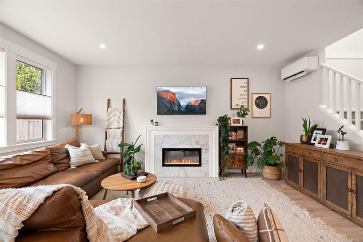 Property Photo: 2274 Evelyn Lane BC V9Z 0W3