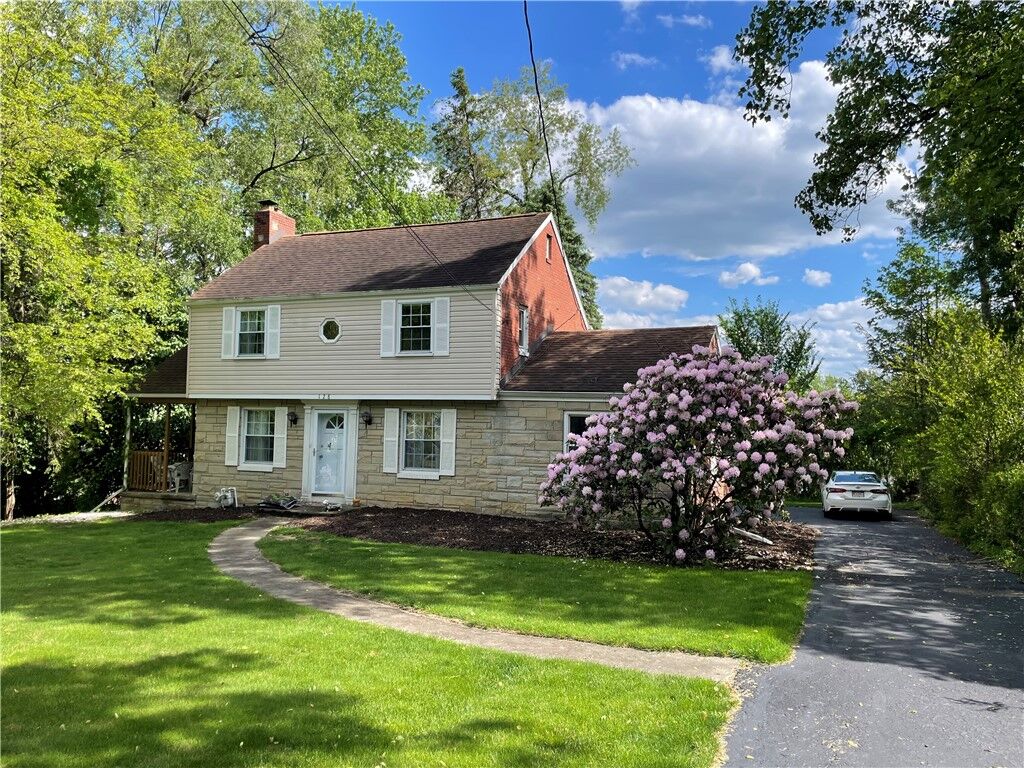 Property Photo:  128 Sylvania Dr  PA 15236 