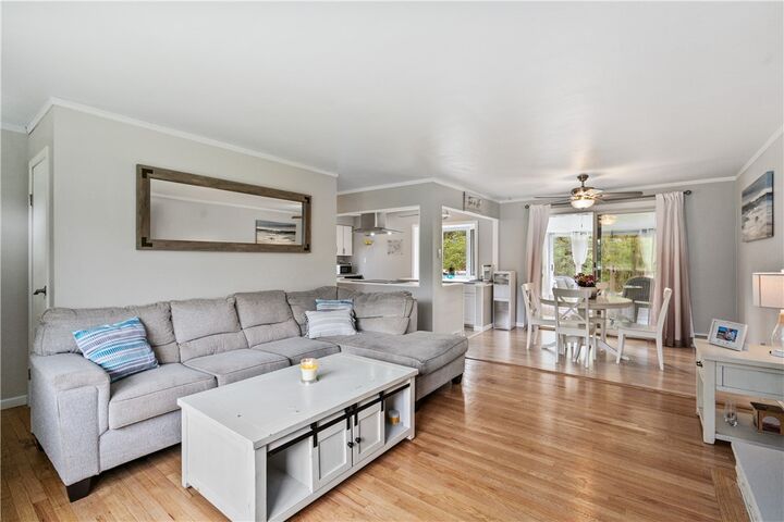 Property Photo:  5431 Hamilton Rd  PA 15044 