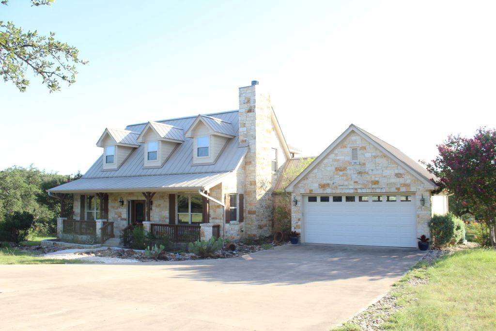 Property Photo:  5255 Lookout Ridge Drive  TX 78654 