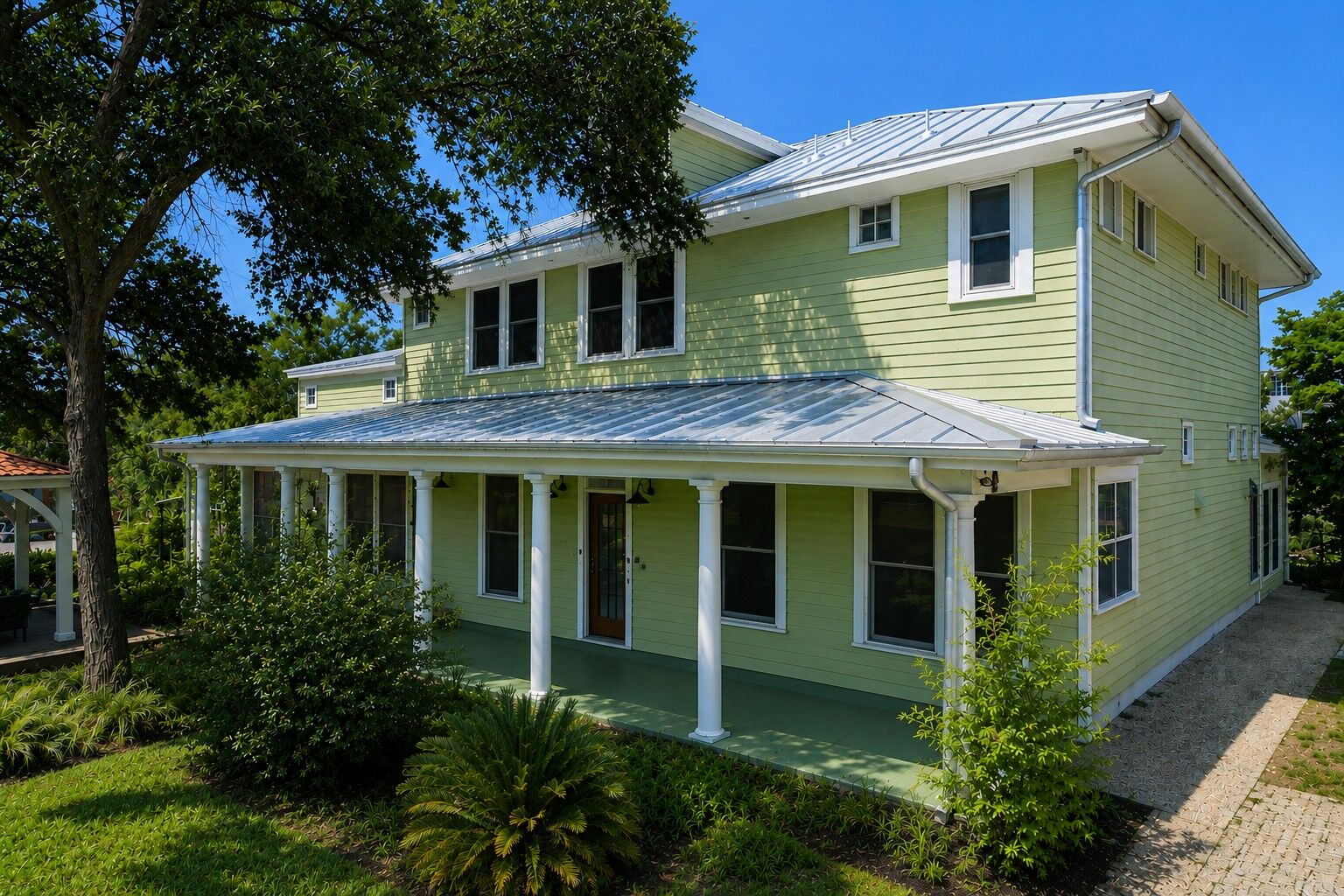 Property Photo:  1150 San Bernard Street 1  TX 78702 