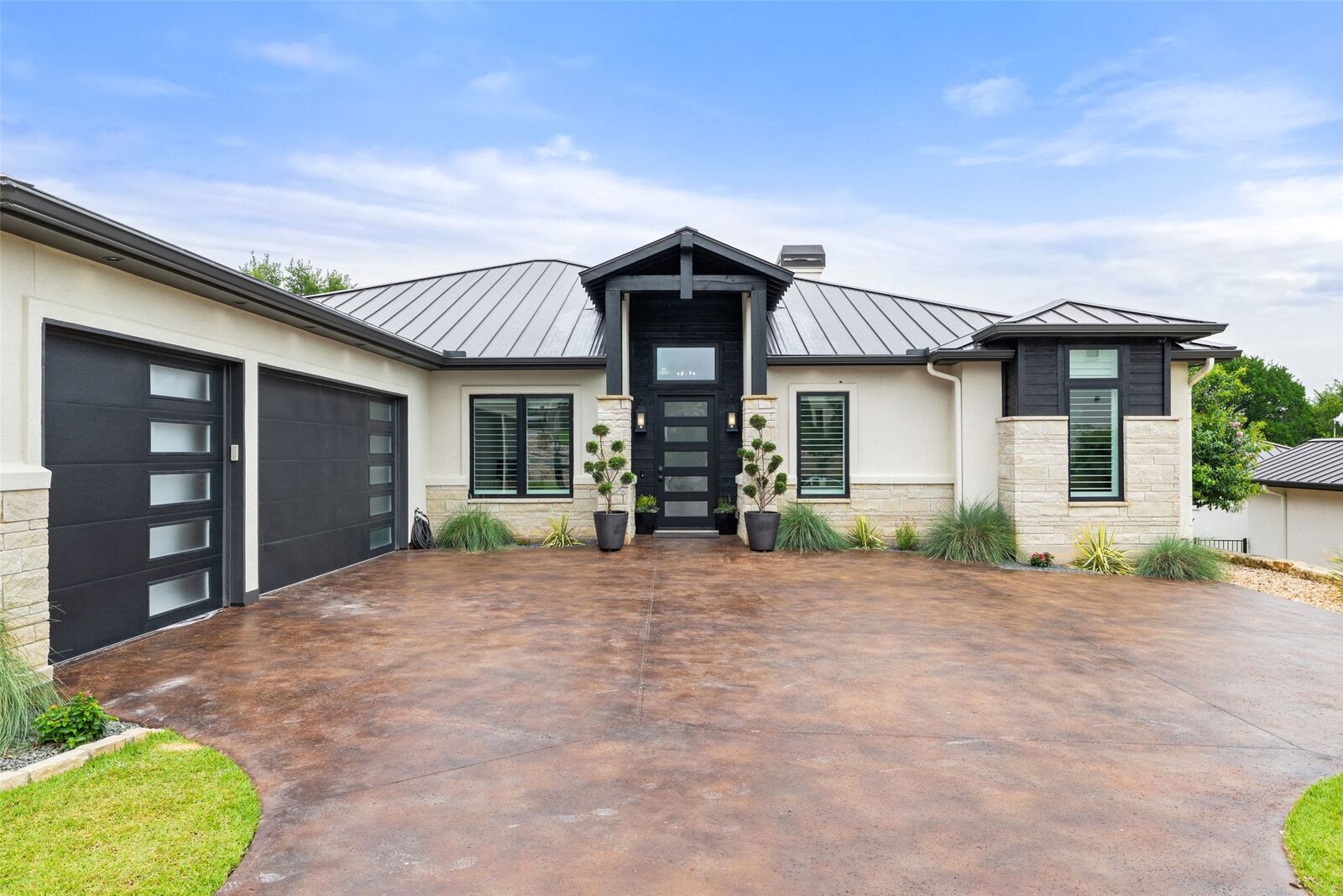 Property Photo:  2900 Bay West Boulevard  TX 78657 