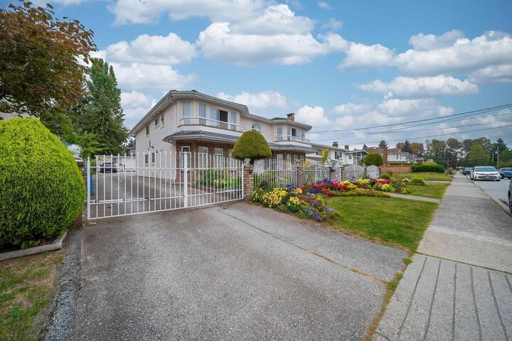 Property Photo: 5091 Sidley Street BC V5J 1T6