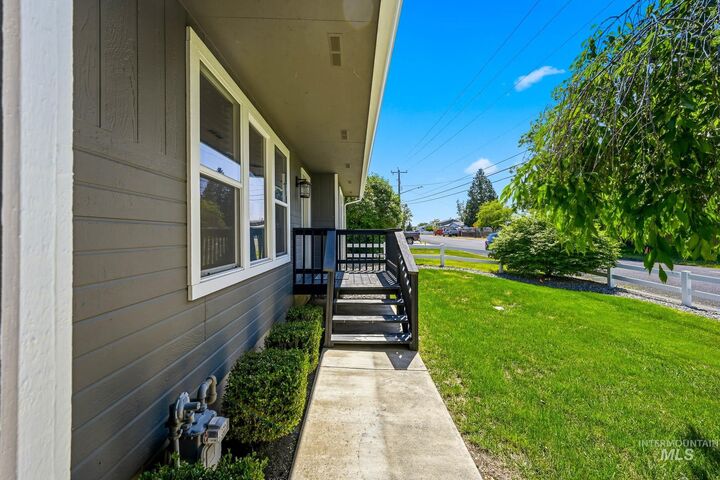 Property Photo: 3715 18th Street ID 83501