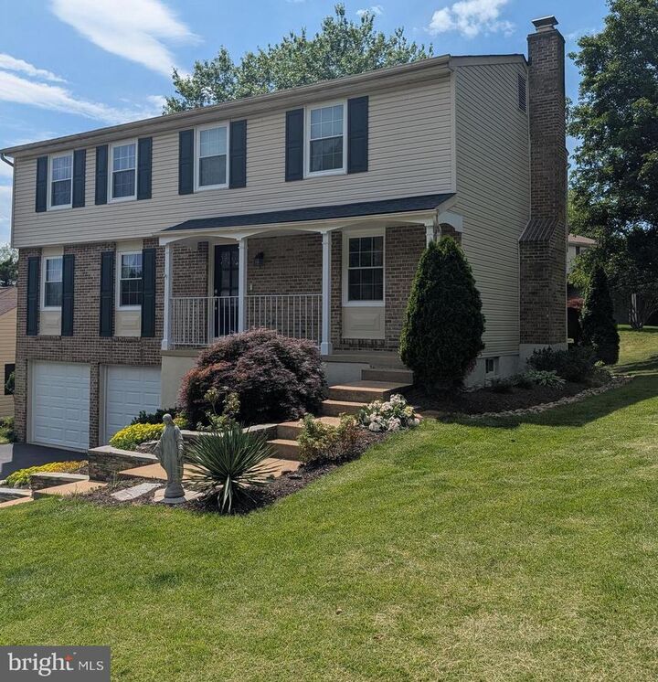 Property Photo:  6816 Rock Creek Court  VA 22306 