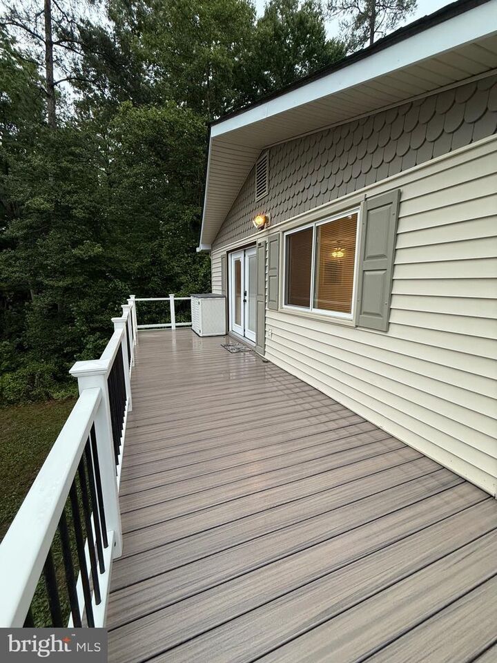 Property Photo: 231 Lake Caroline Drive VA 22546